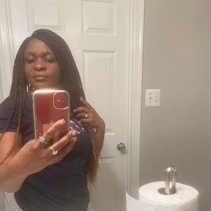 Meet your Posher, Catherine